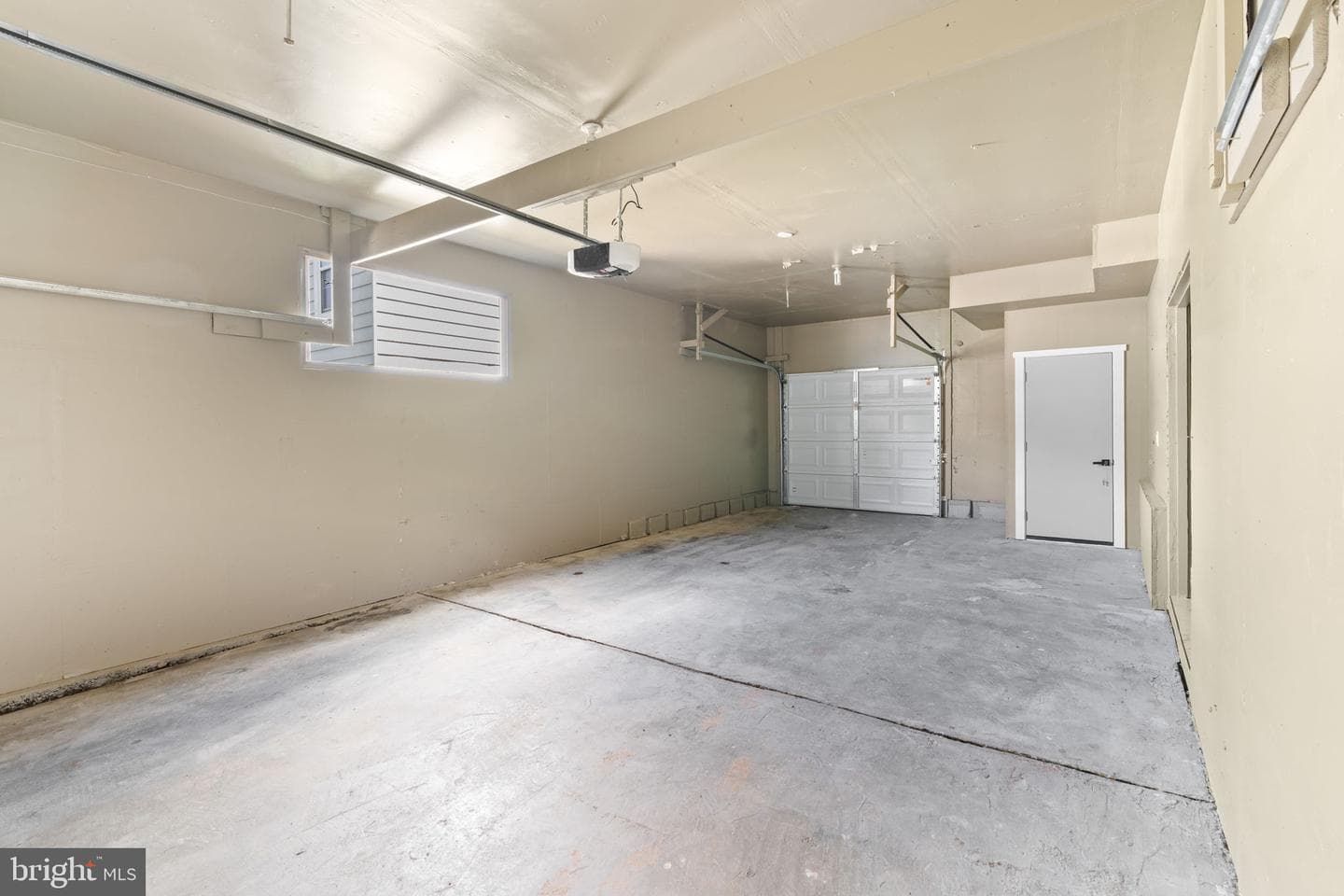 5809 Burgundy Street photo 19