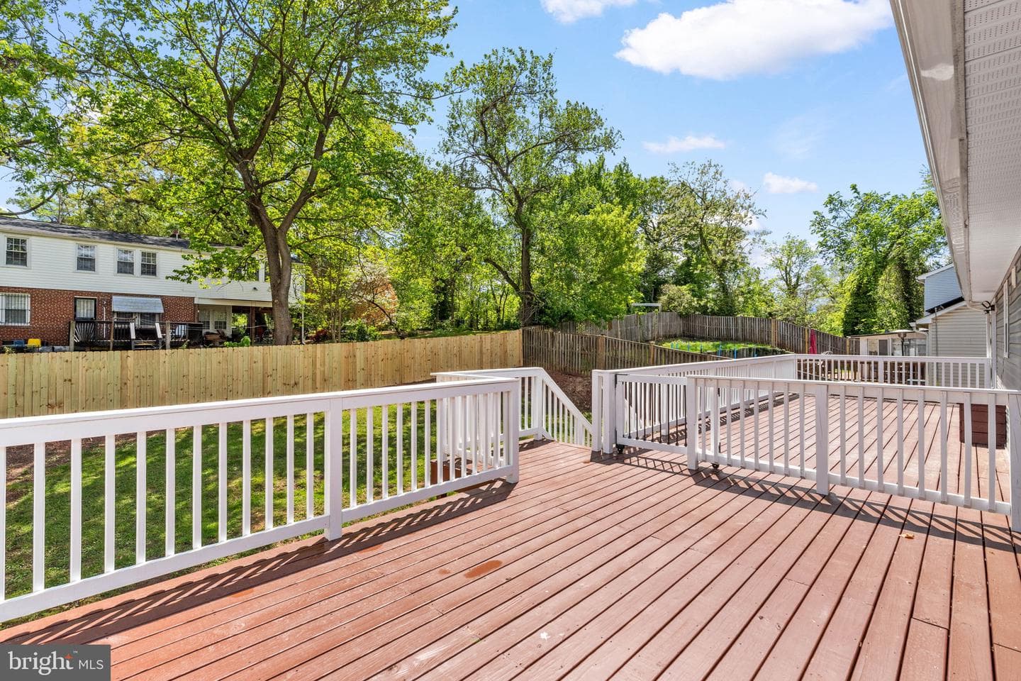 5809 Burgundy Street photo 40