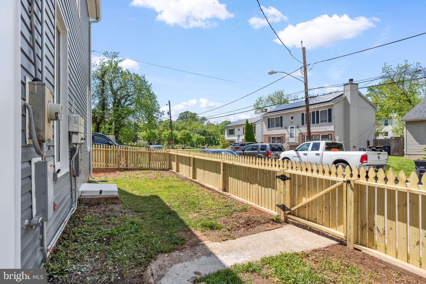 5809 Burgundy Street photo 44