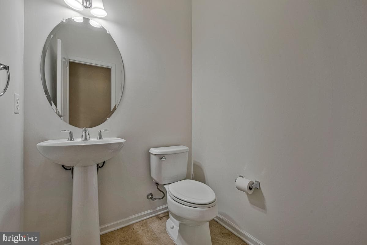 4507 Thoroughbred Drive photo 20