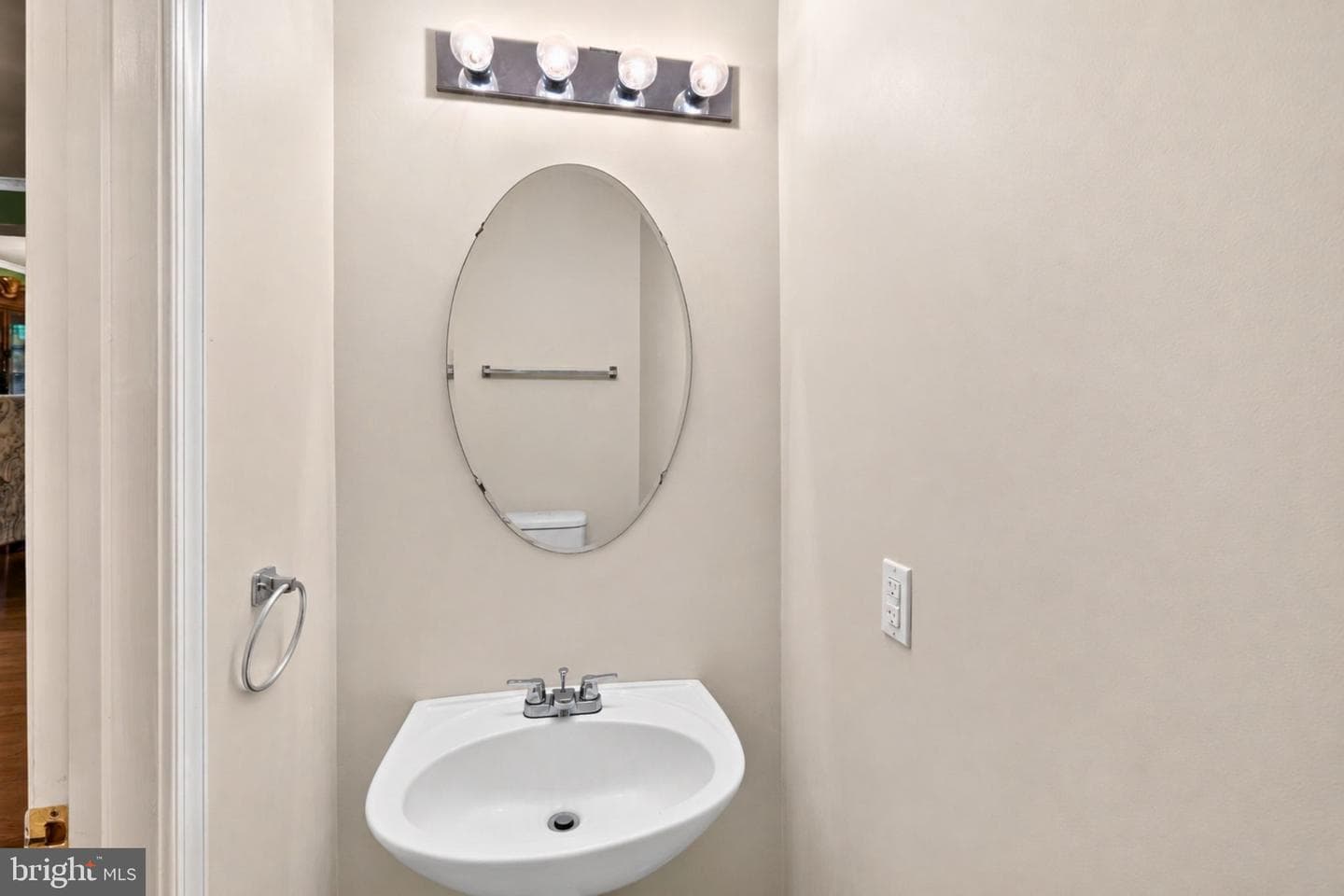 7318 Rotunda Court photo 13