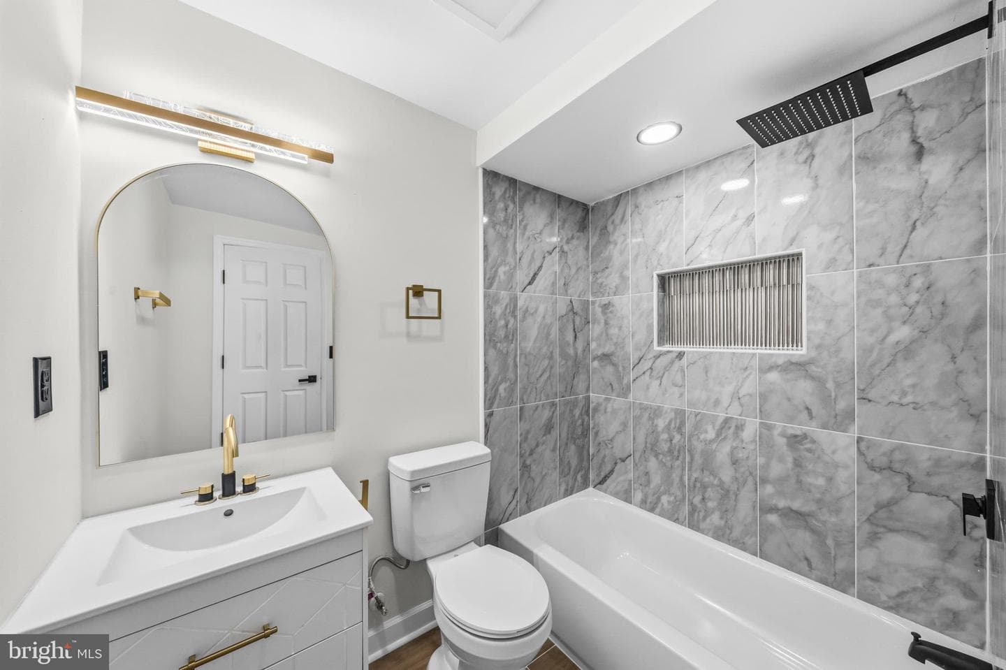 5807 Dade Street photo 17