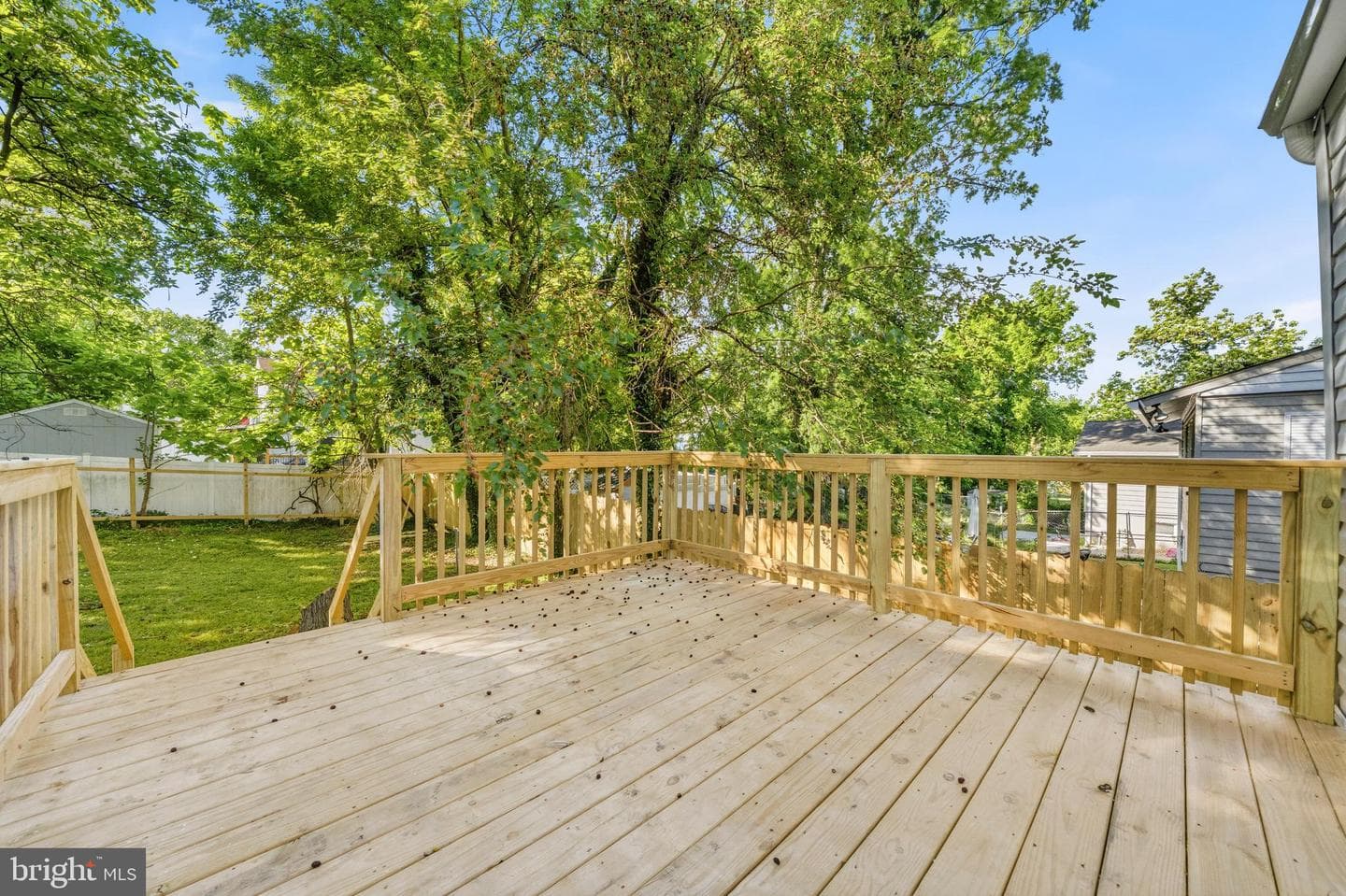5807 Dade Street photo 27