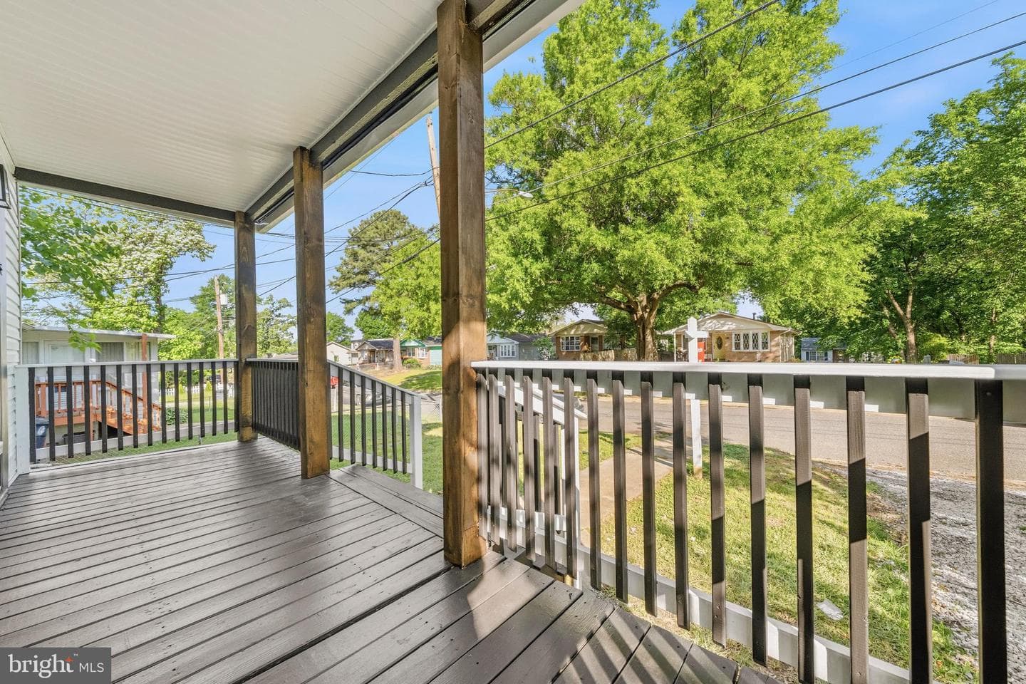 5807 Dade Street photo 31