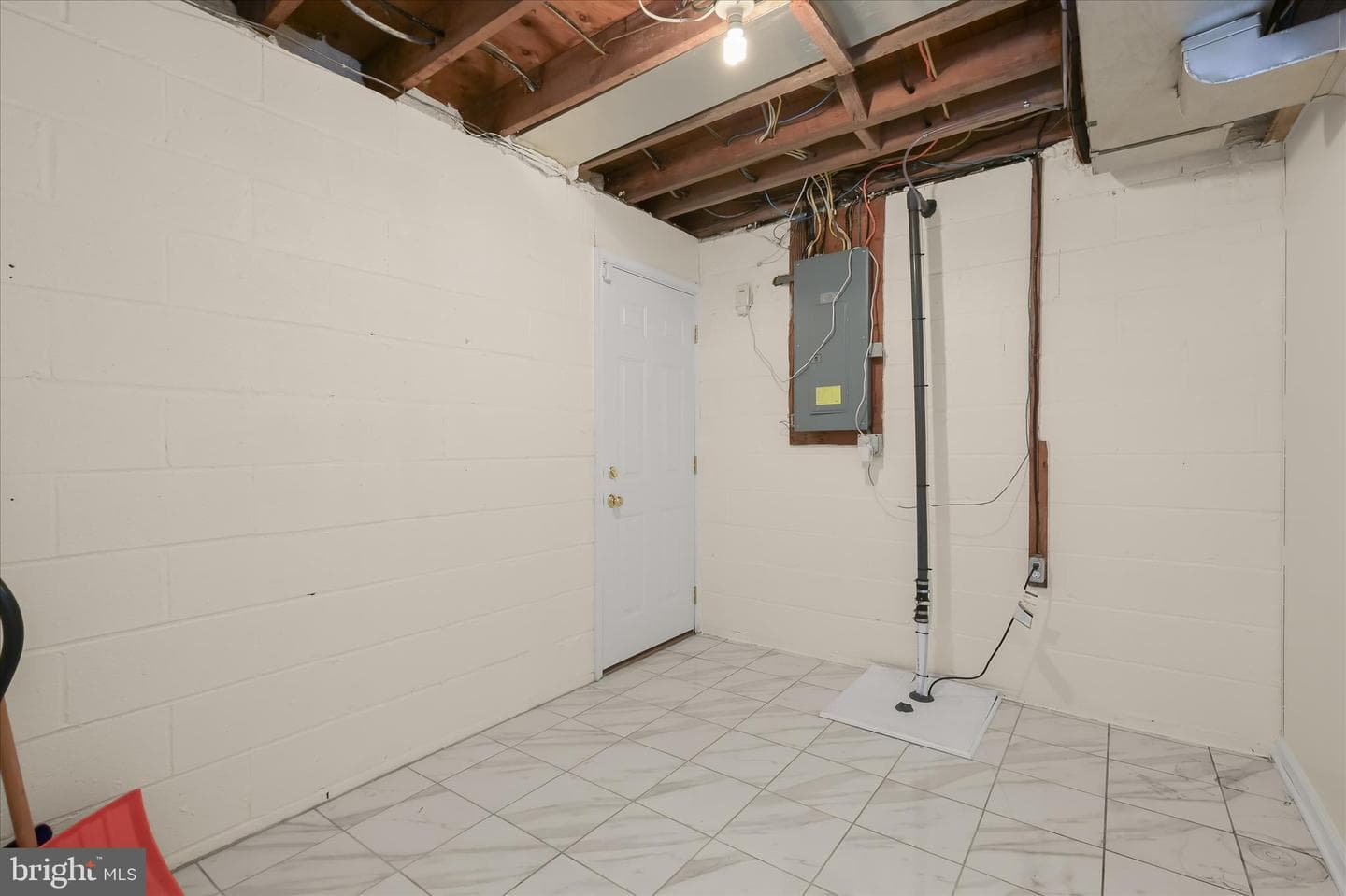 16105 Kent Road photo 52