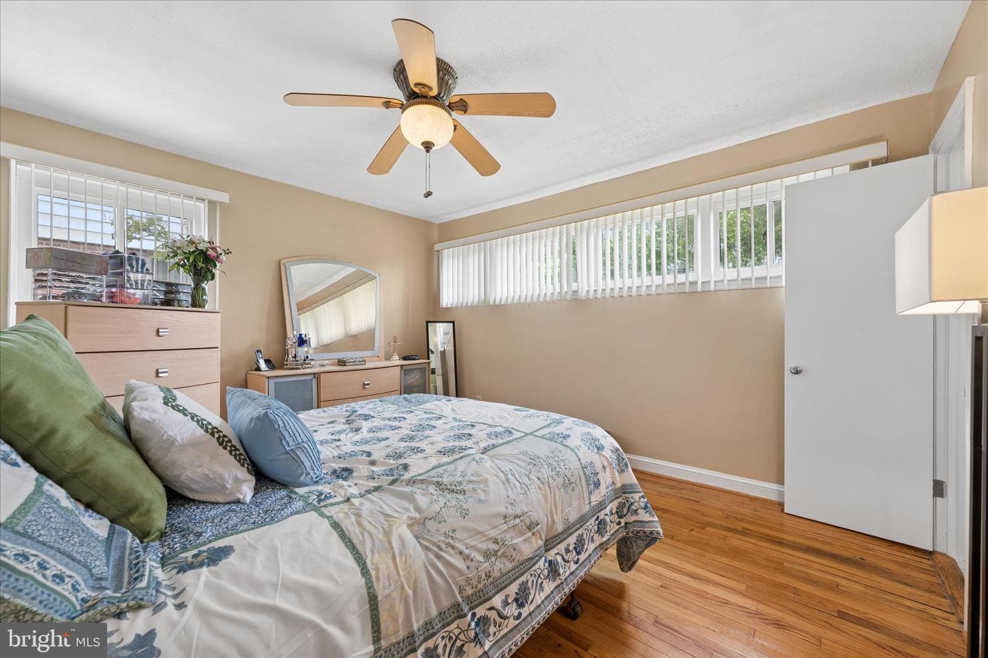 6803 Adelphi Road photo 26