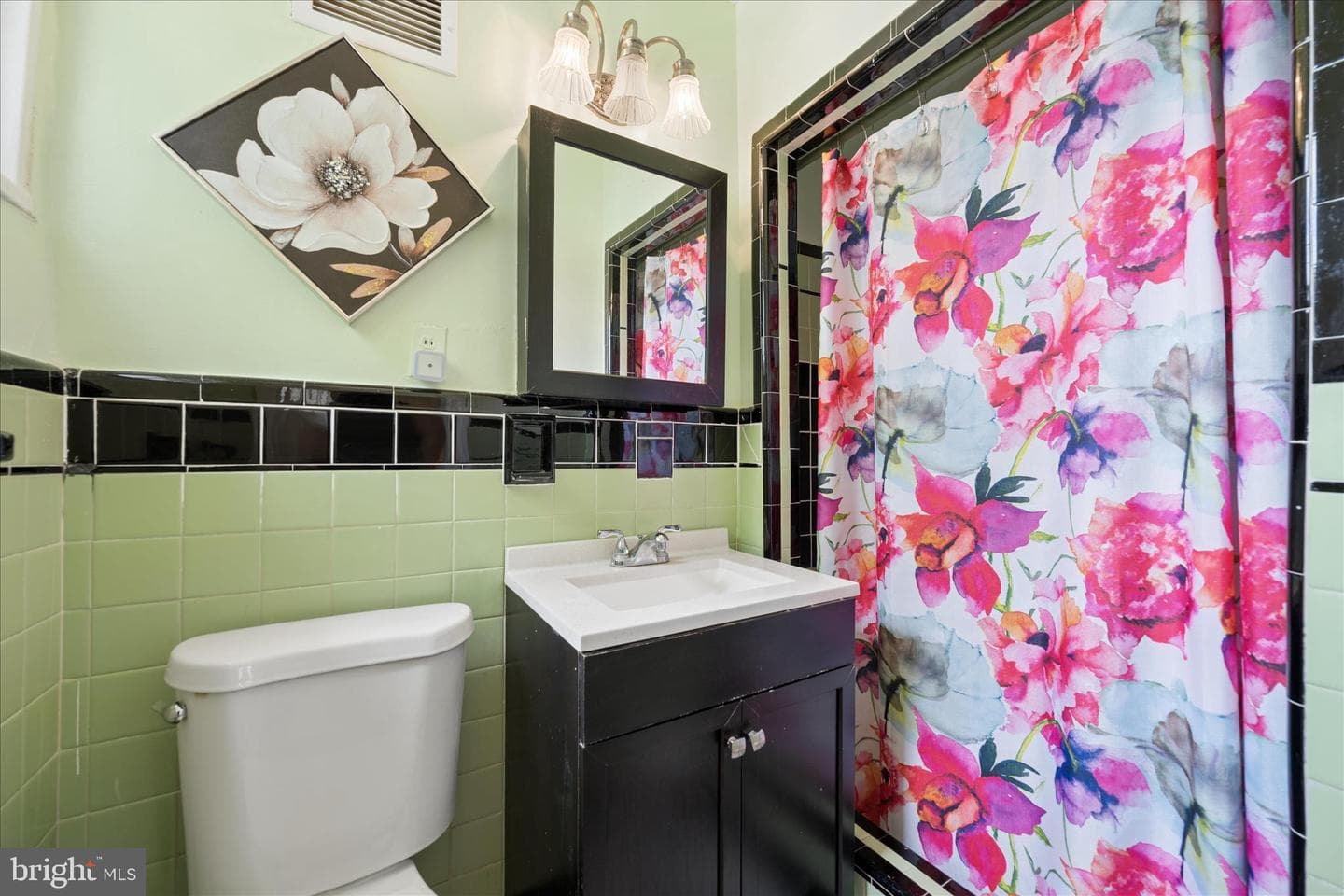 6803 Adelphi Road photo 31