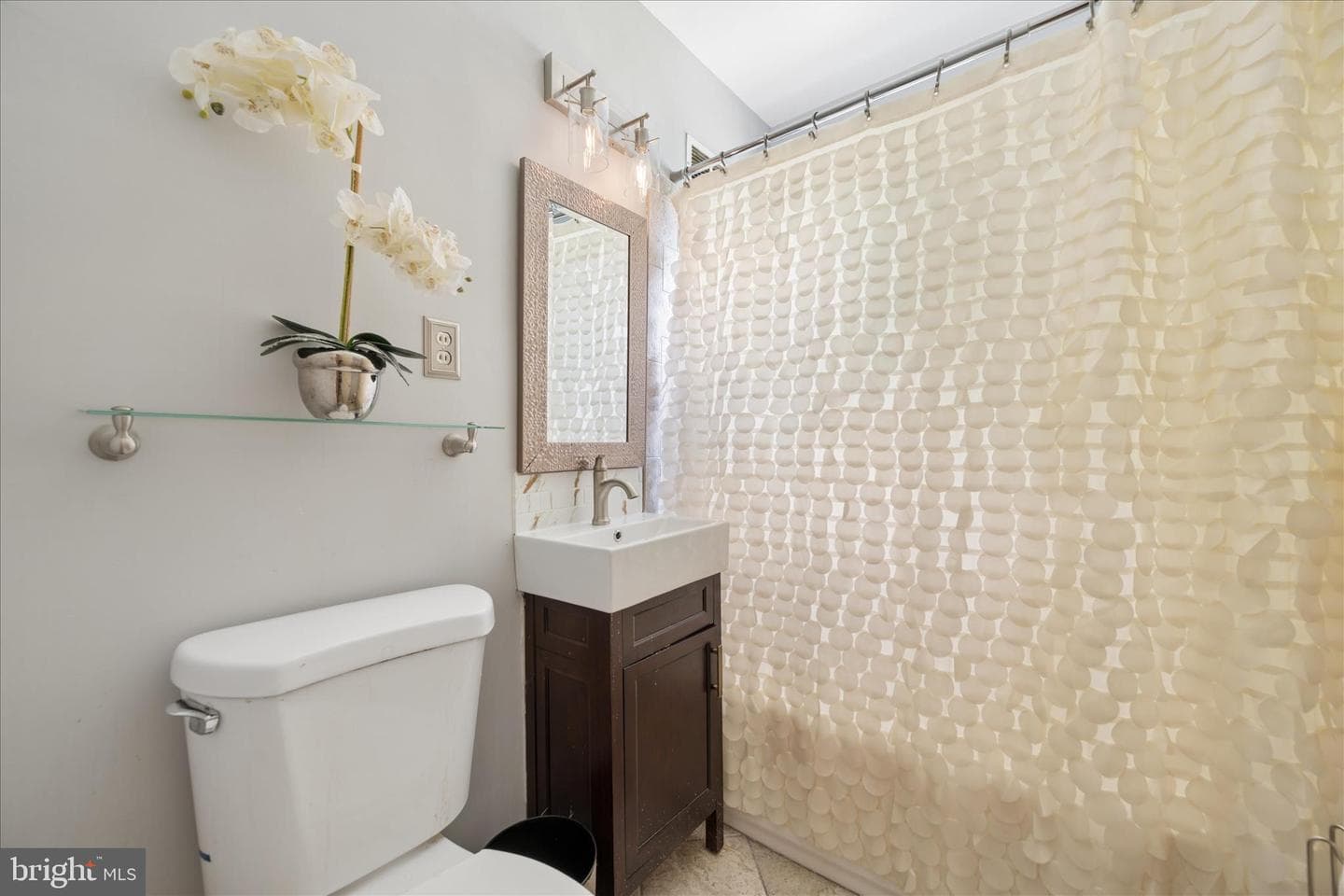 6803 Adelphi Road photo 40