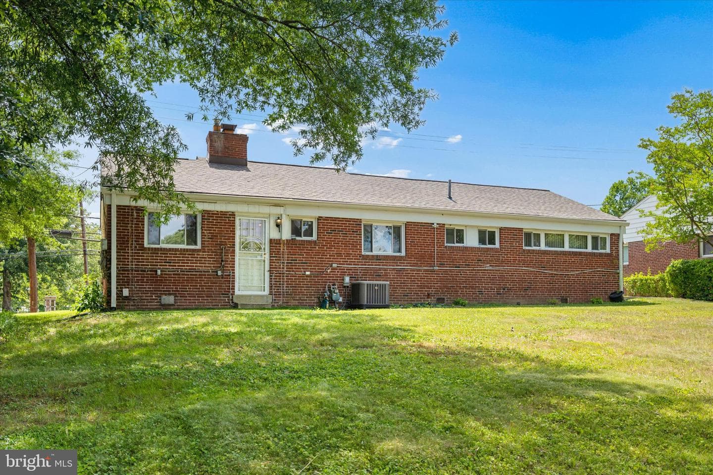 6803 Adelphi Road photo 42