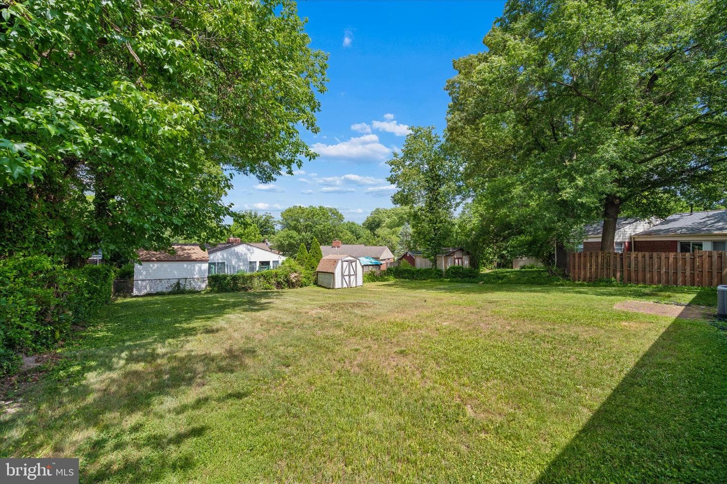 6803 Adelphi Road photo 43