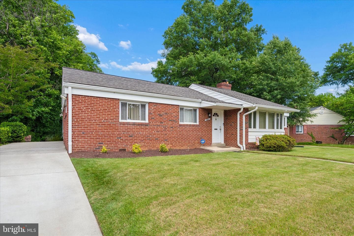 6803 Adelphi Road photo 54