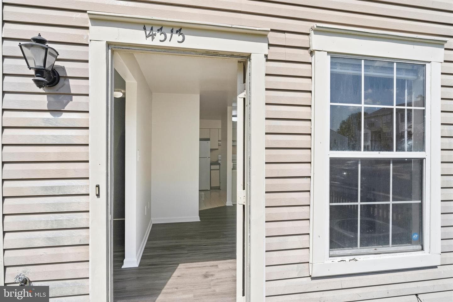 14313 S Shore Court, Laurel