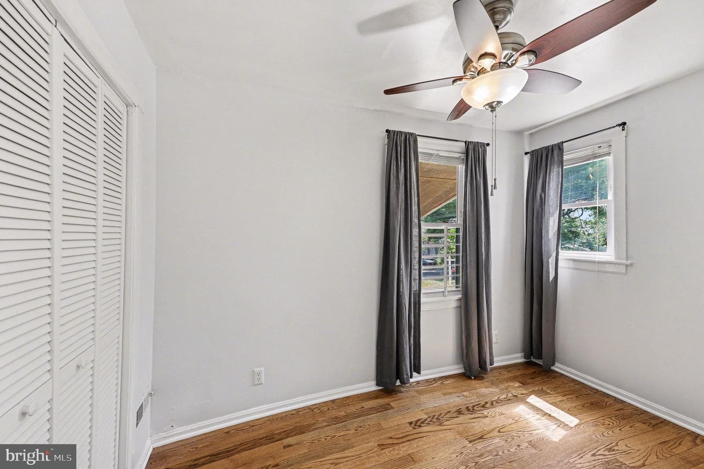 1602 Erskine Street photo 15