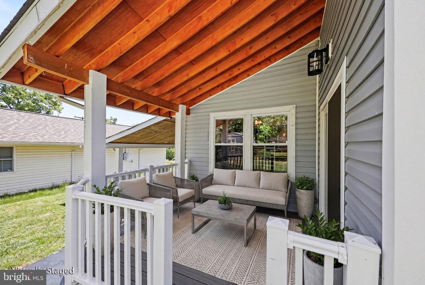 1602 Erskine Street photo 27