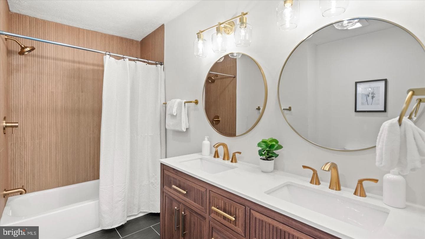 13818 Gullivers Trail photo 24