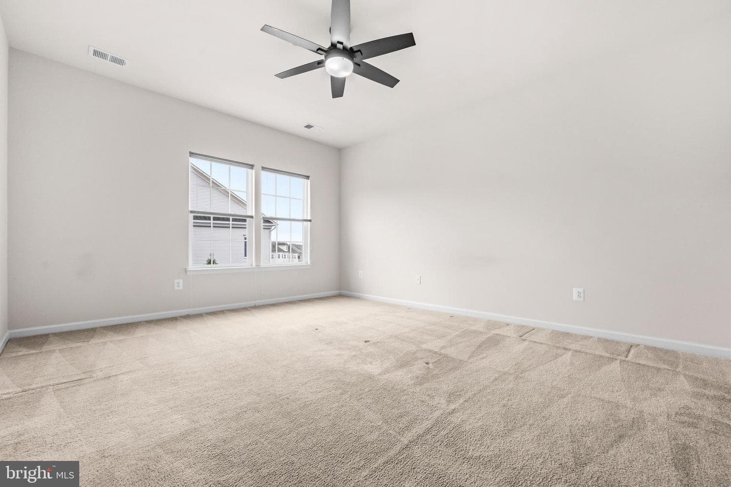 14913 Rockcastle Street photo 22