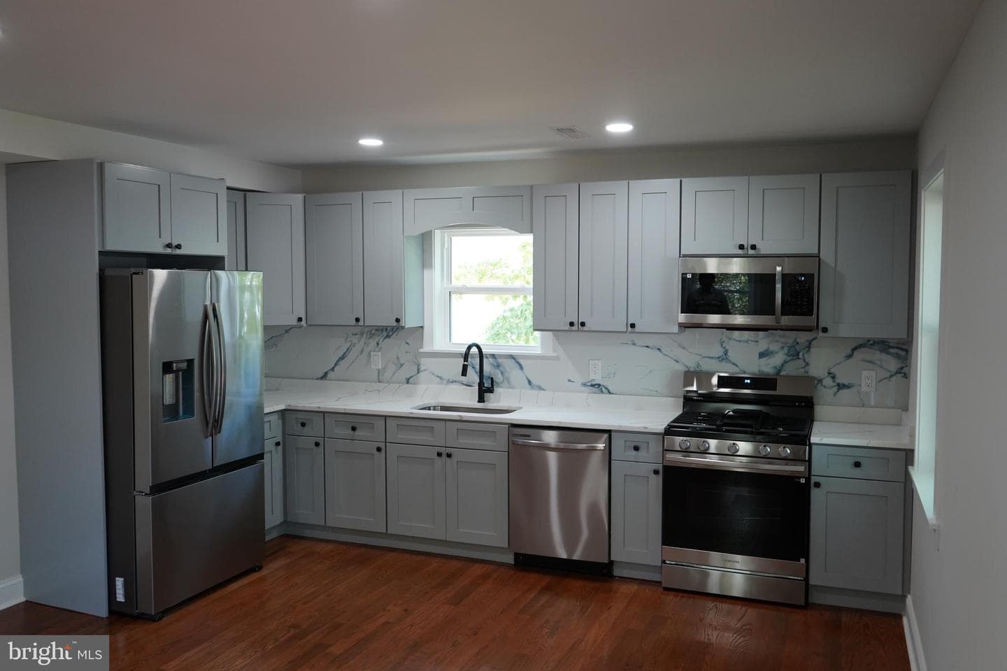 111 Mohican Drive photo 4