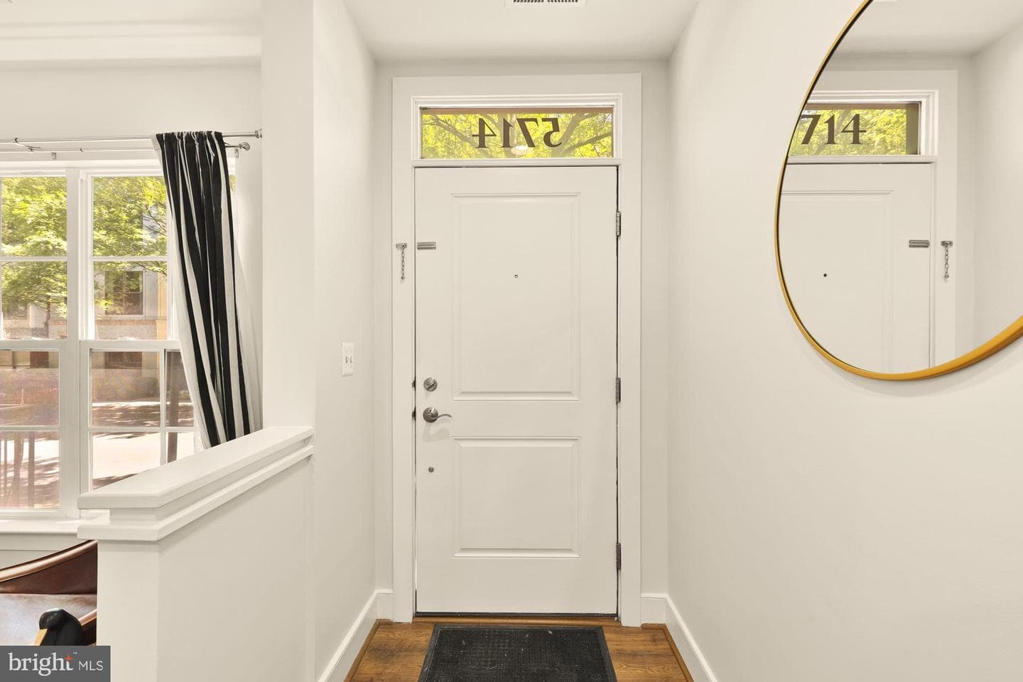 5714 45th Avenue photo 4