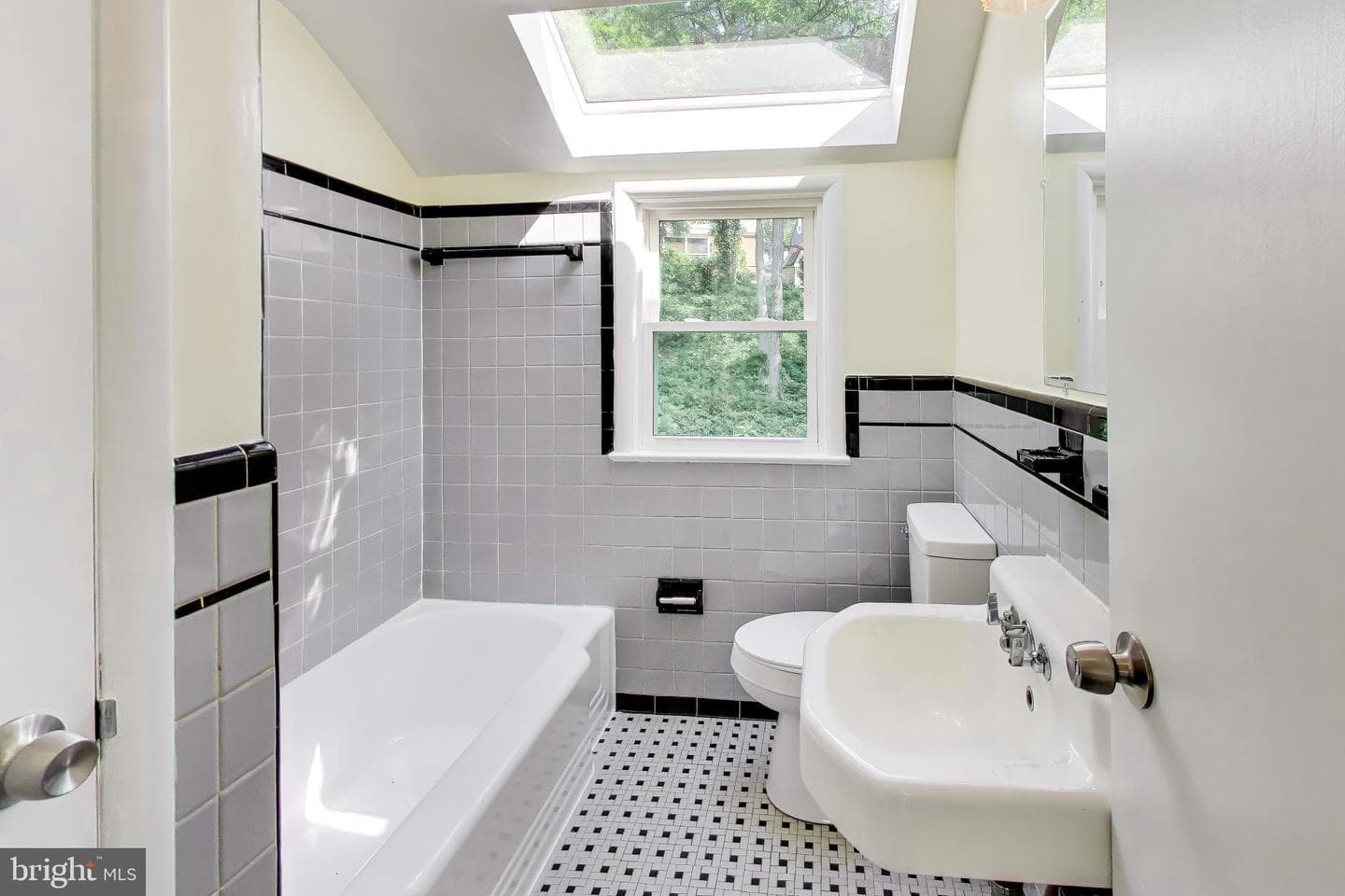 3205 Crest Avenue photo 30