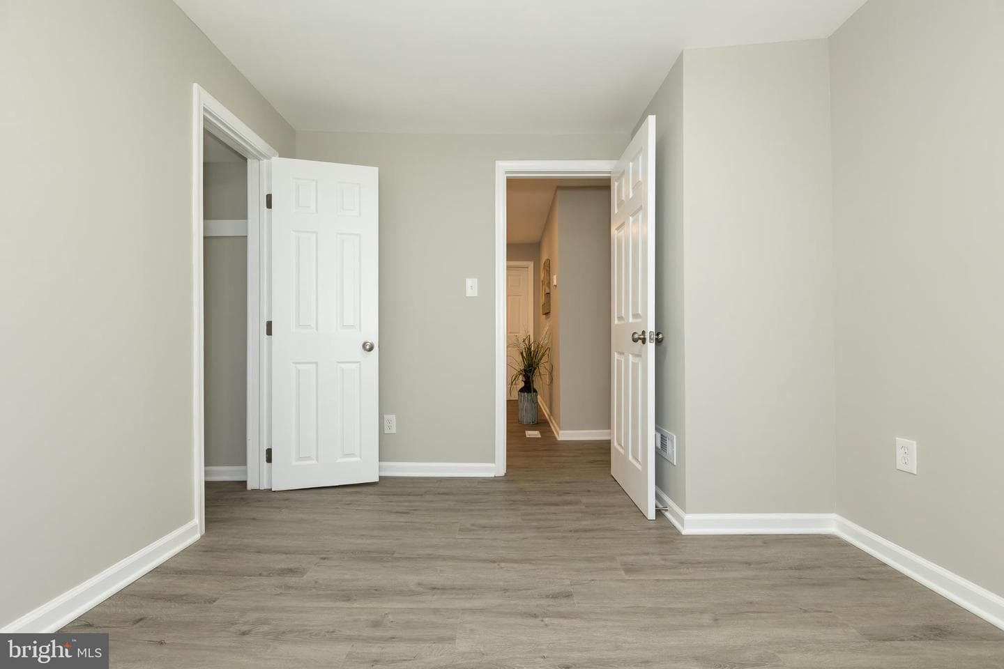 9520 48th Avenue photo 34