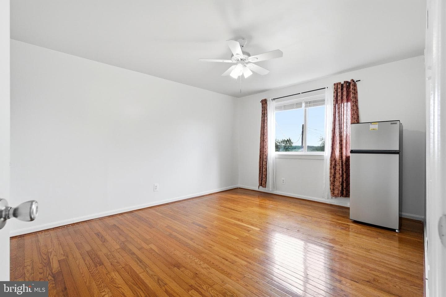 7512 Hawthorne Street #3 photo 22
