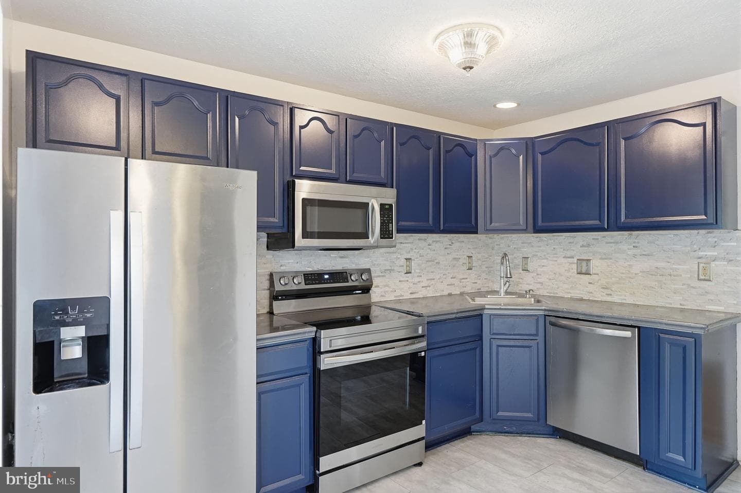 2303 Seton Way photo 5