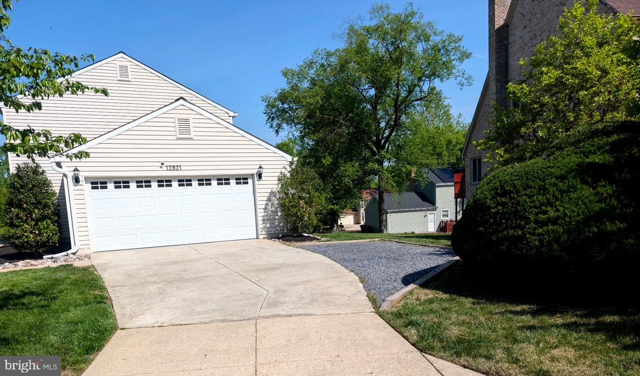 12821 Asbury Drive photo 18