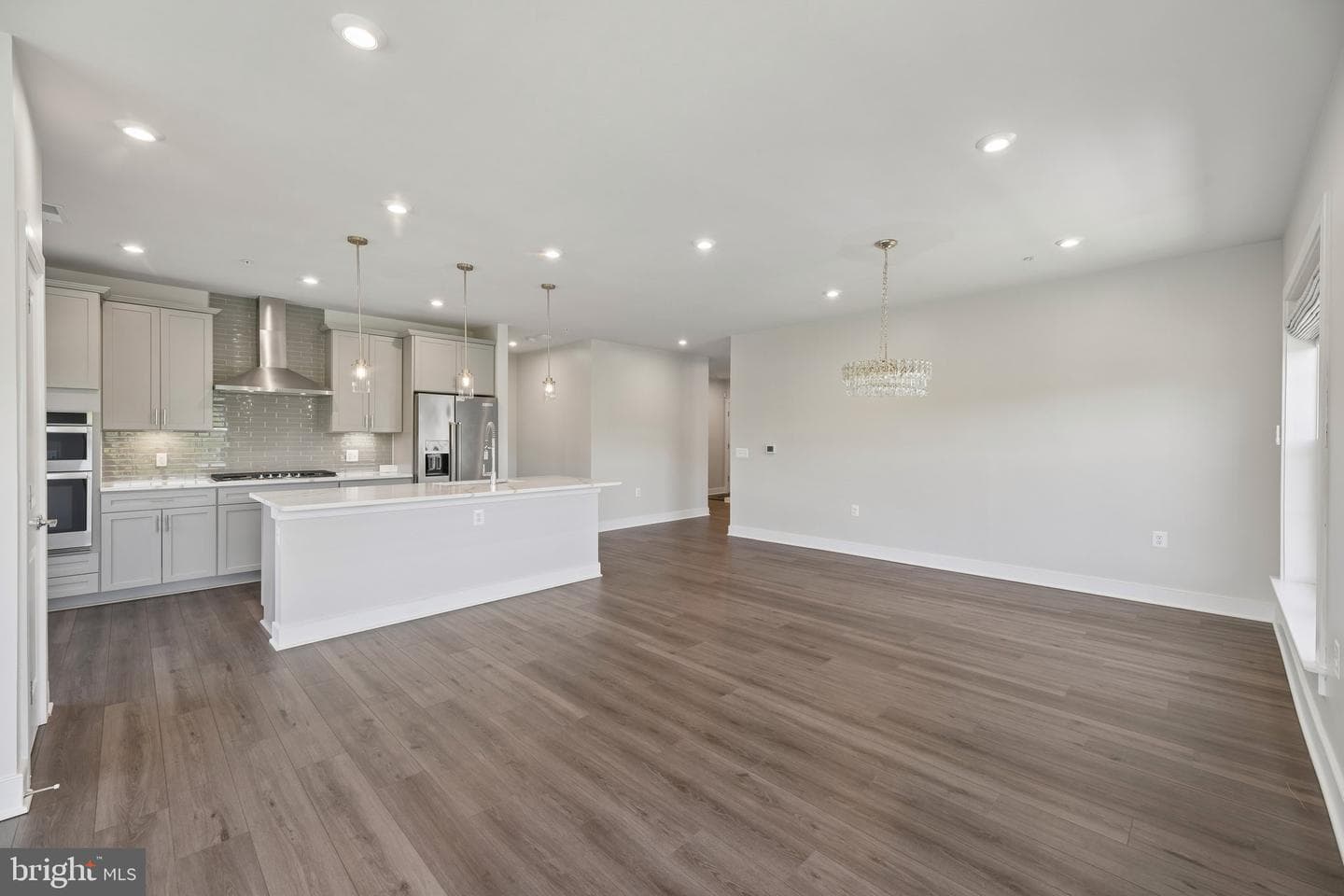 104 Saint Ives Place #402 photo 12