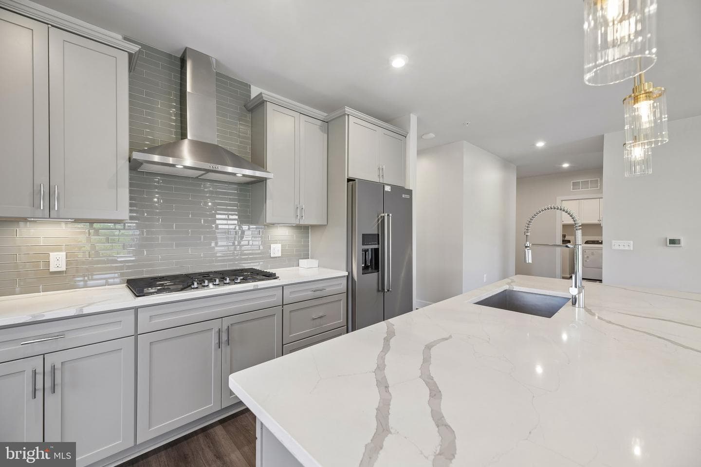 104 Saint Ives Place #402 photo 14