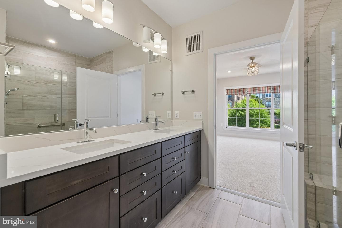 104 Saint Ives Place #402 photo 19
