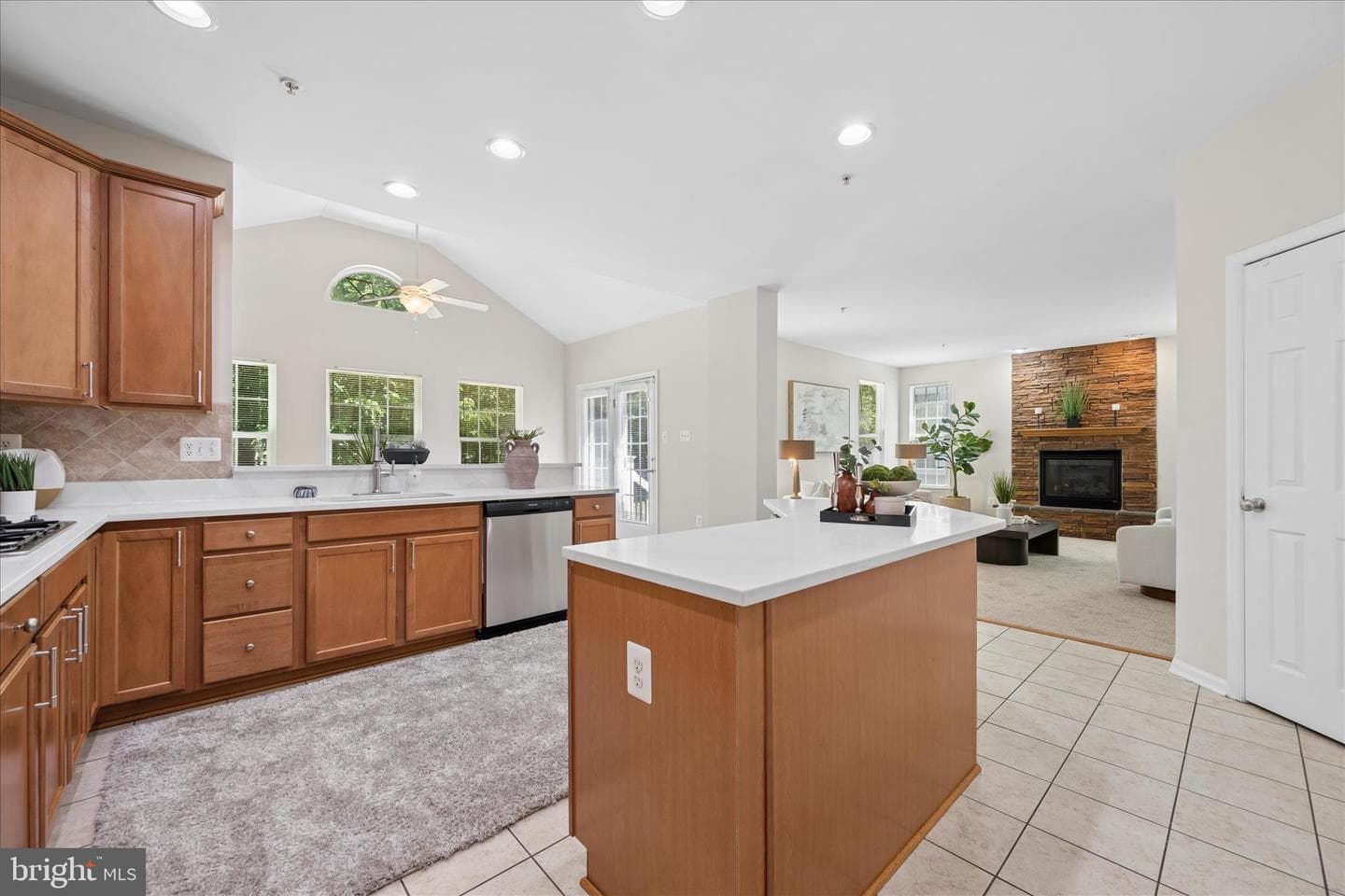 14002 Mary Bowie Parkway photo 13