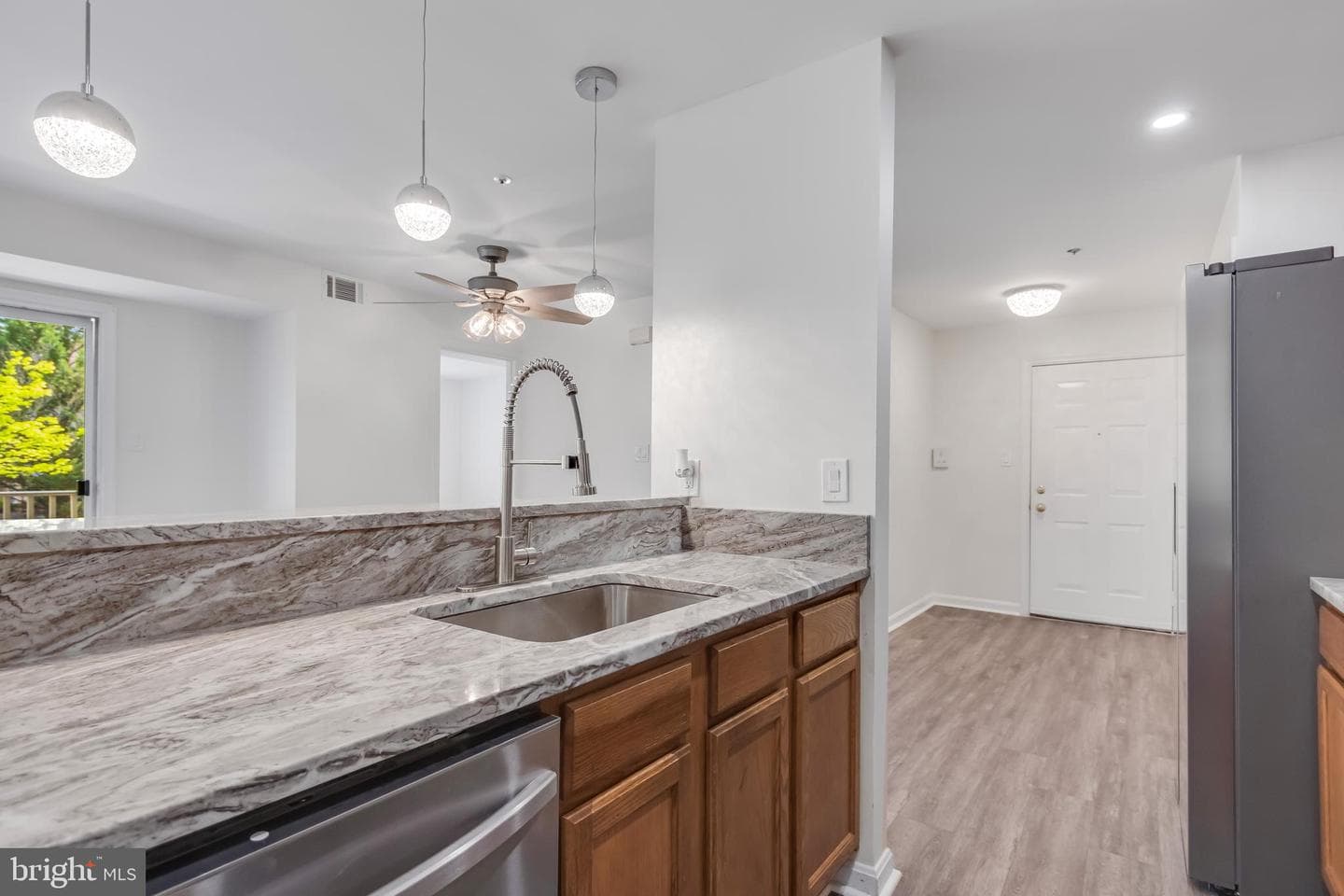 9700 Lake Pointe Court #202 photo 7