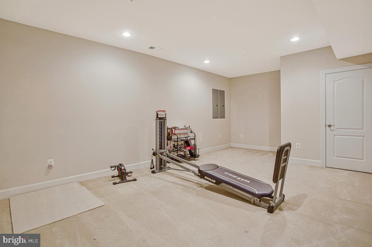 12903 Woodmore North Boulevard photo 39