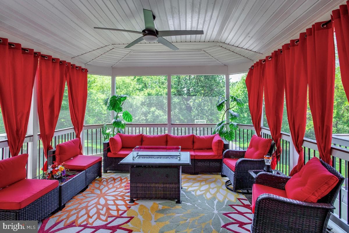 12903 Woodmore North Boulevard photo 41