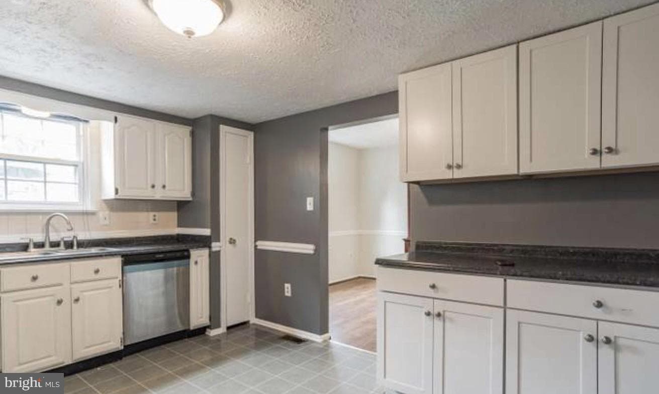 10801 Winston Churchill Court photo 26