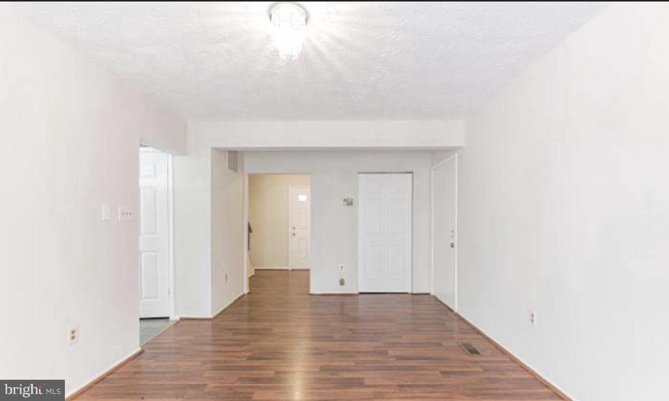 10801 Winston Churchill Court photo 32