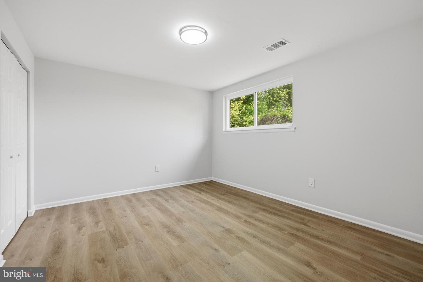 6109 Colonial Terrace photo 22