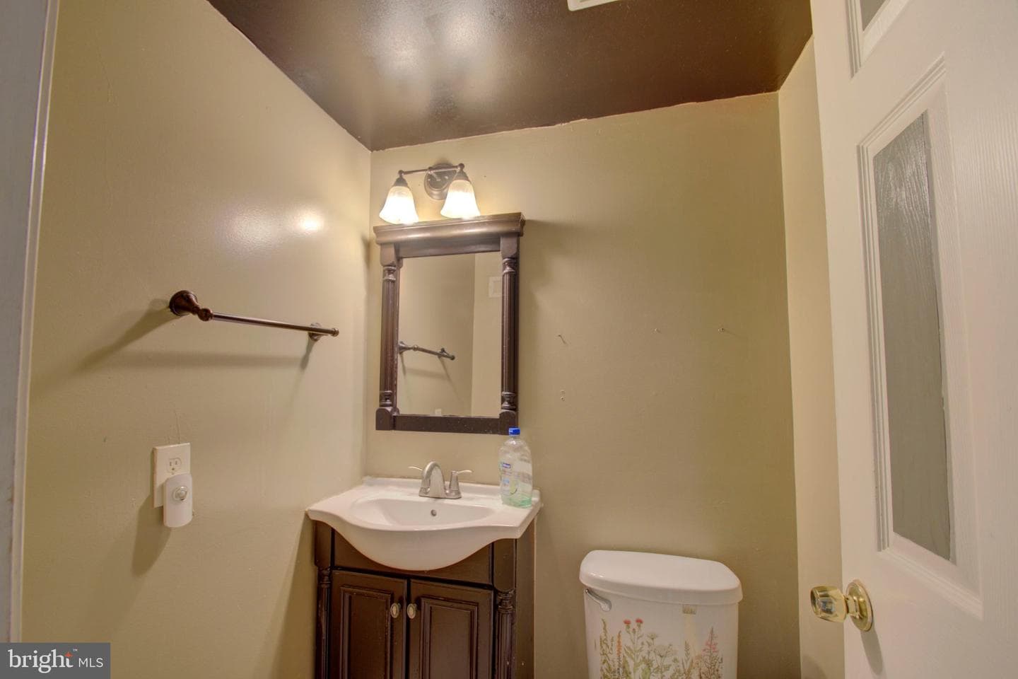 6708 Boxwood photo 12