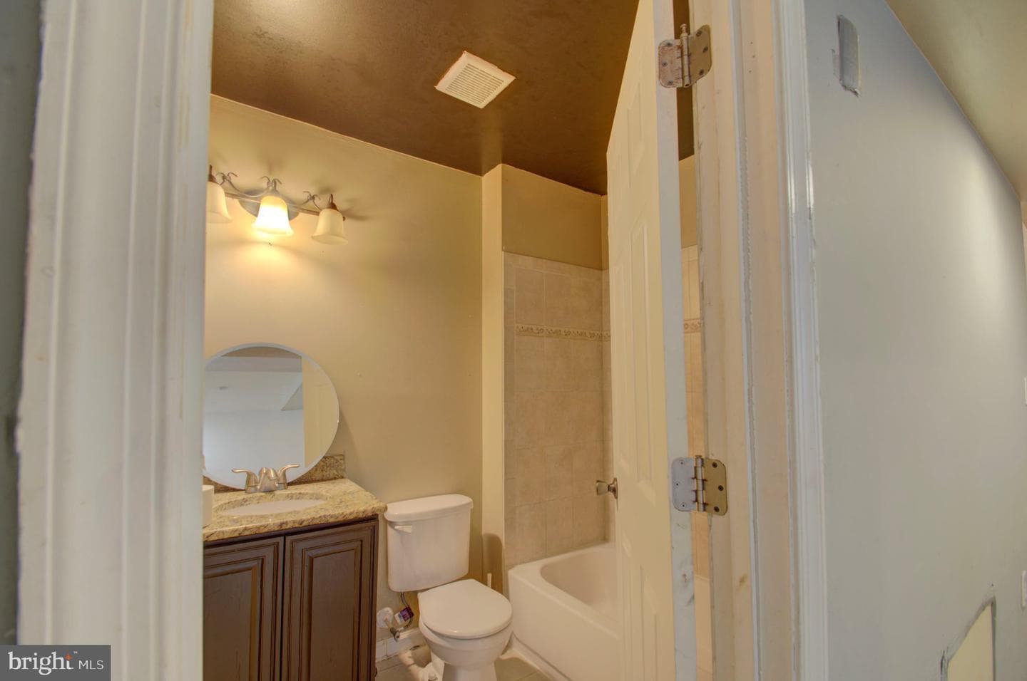 6708 Boxwood photo 20