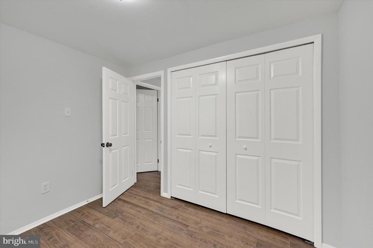 15308 Annapolis Road photo 23