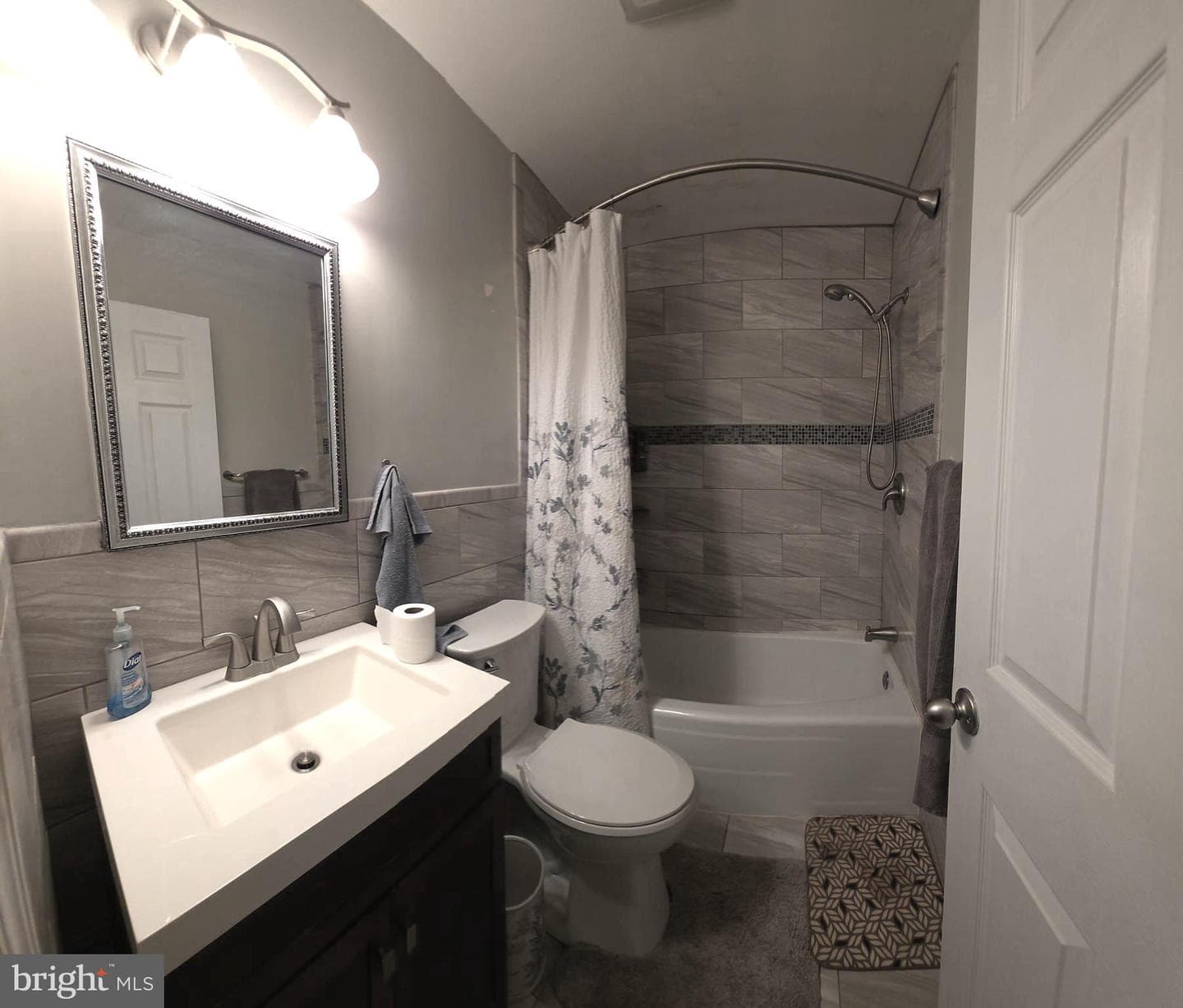 8326 Verona Drive photo 22