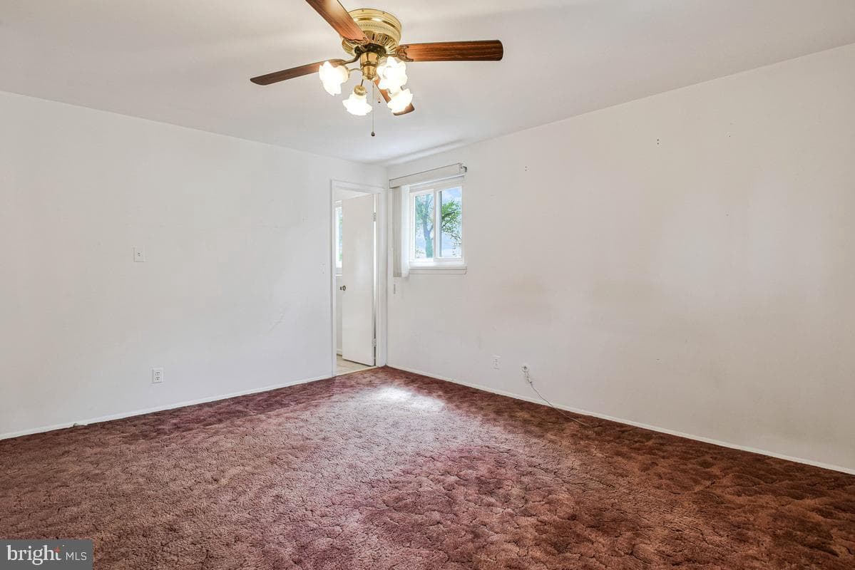 13307 Chalfont Avenue photo 25