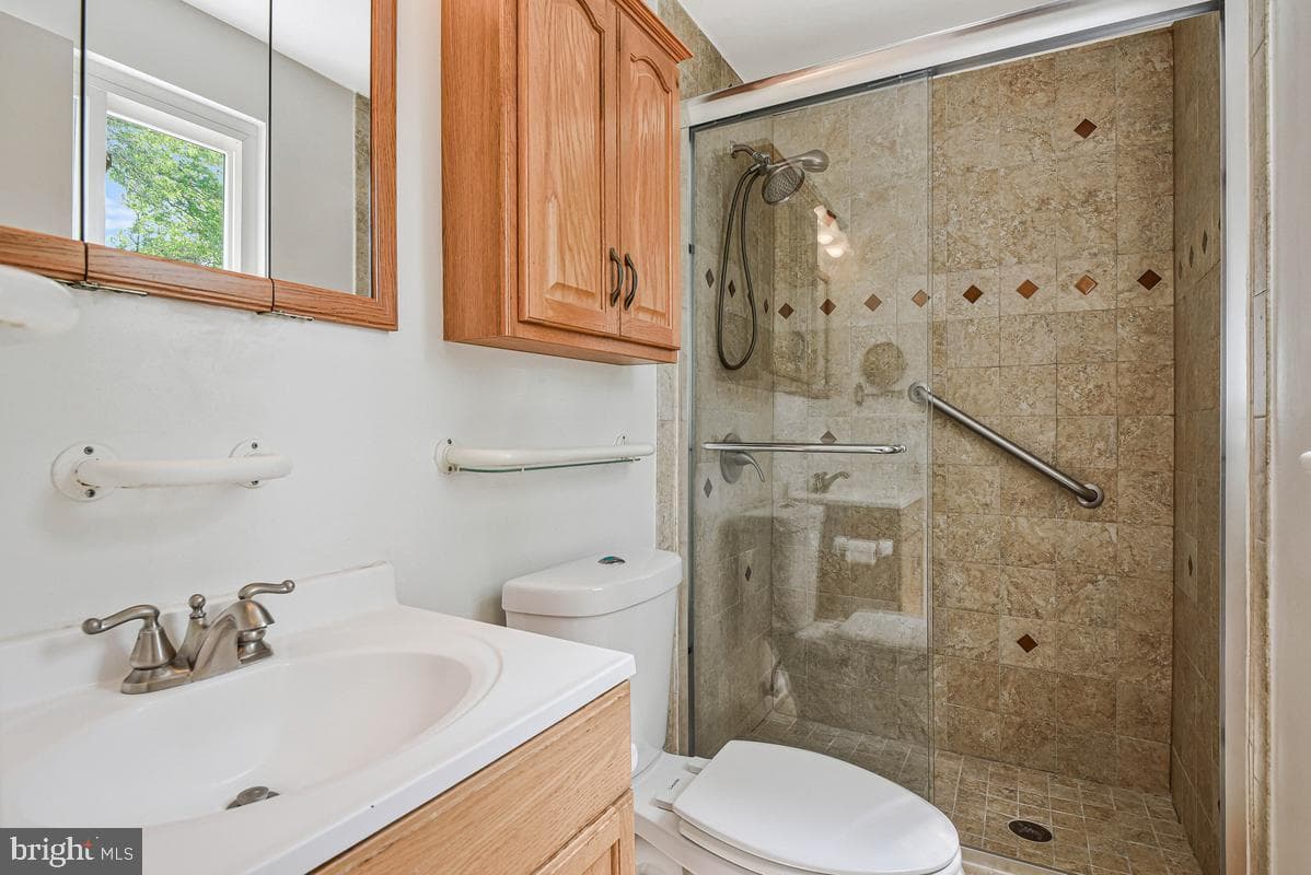13307 Chalfont Avenue photo 26