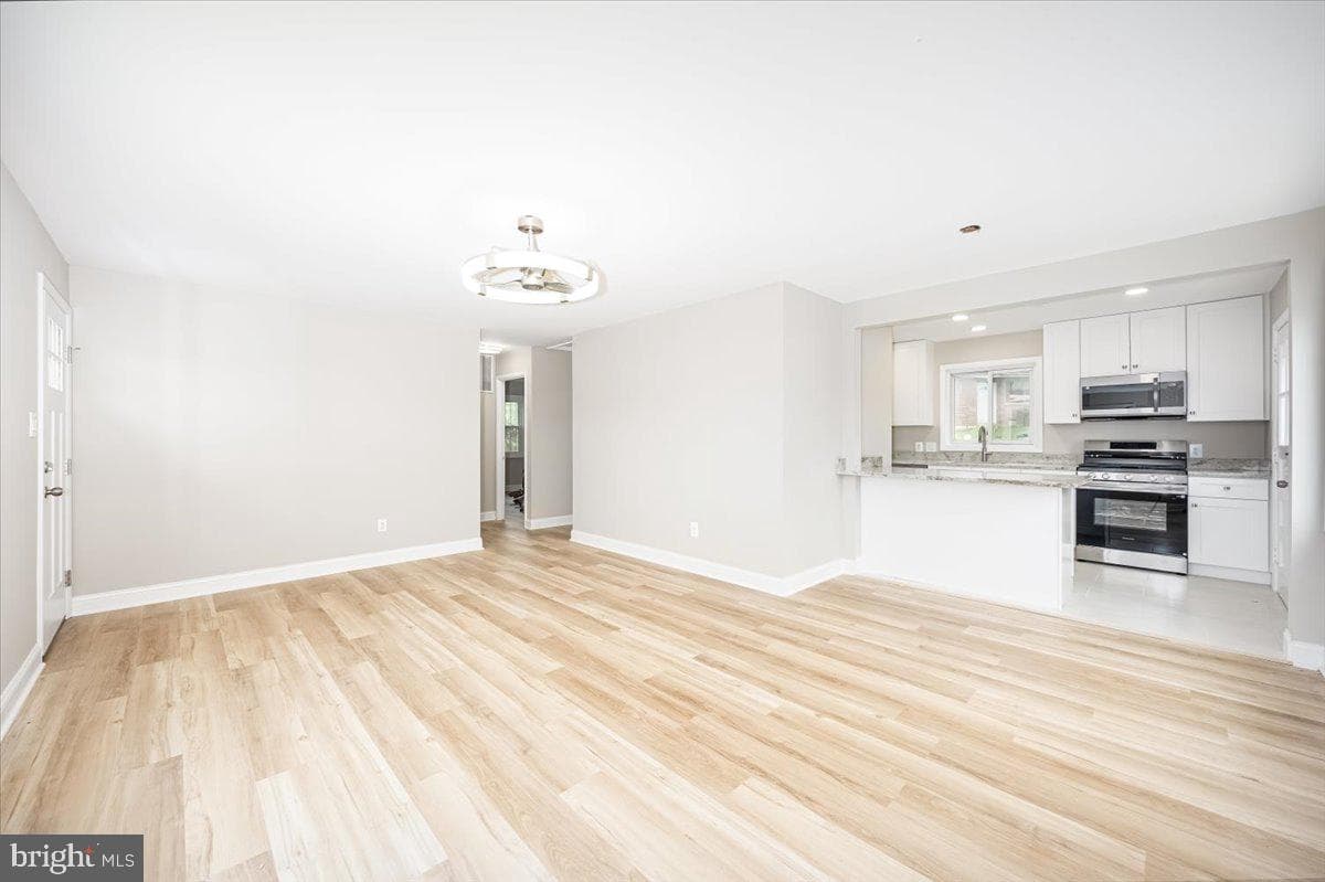 4865 66th Avenue photo 4