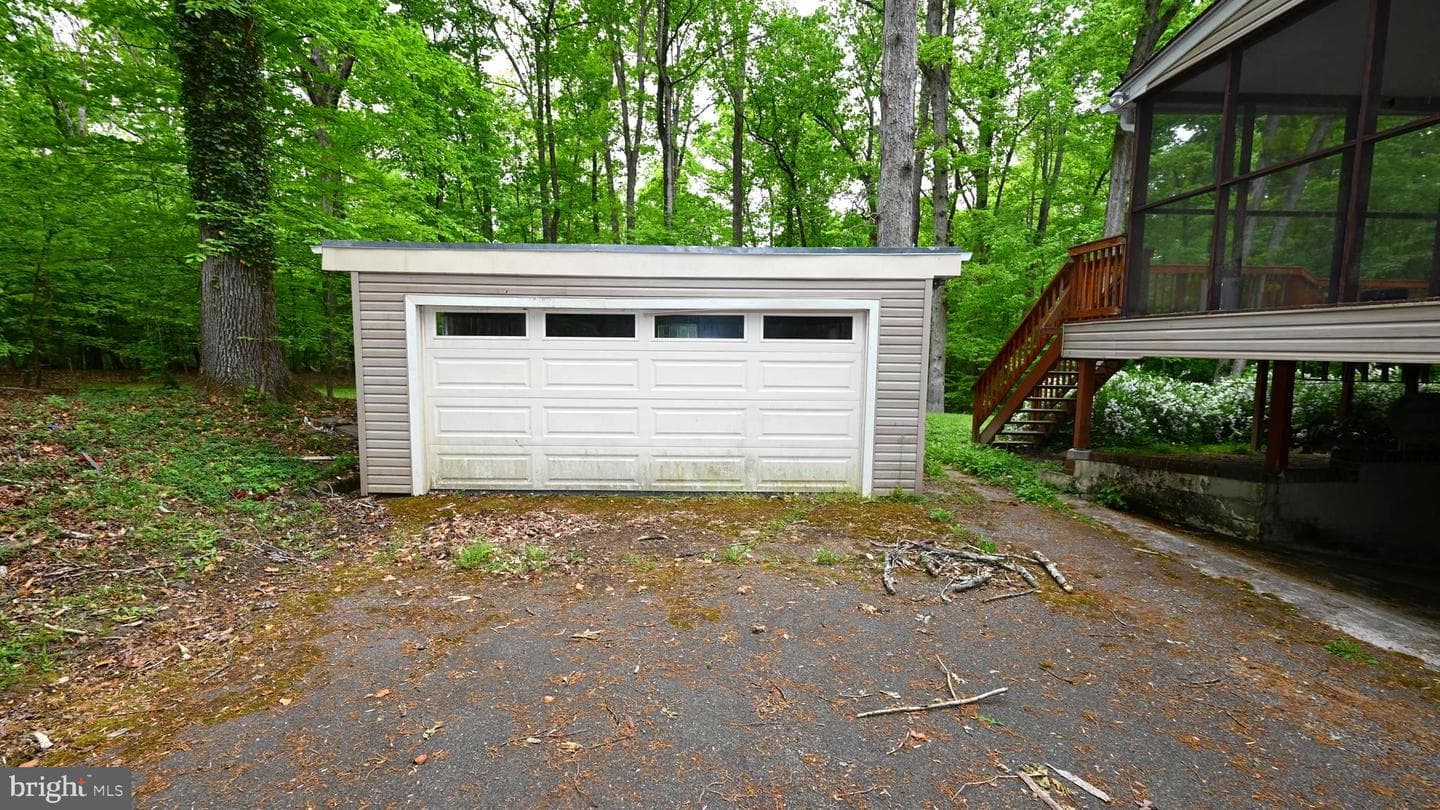14116 Duckett Road photo 26