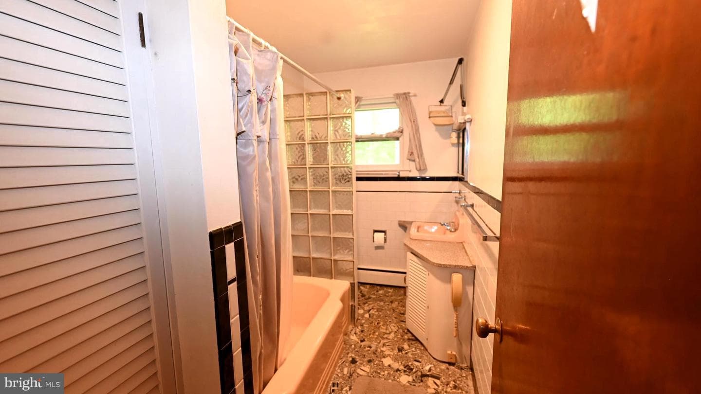 14116 Duckett Road photo 9