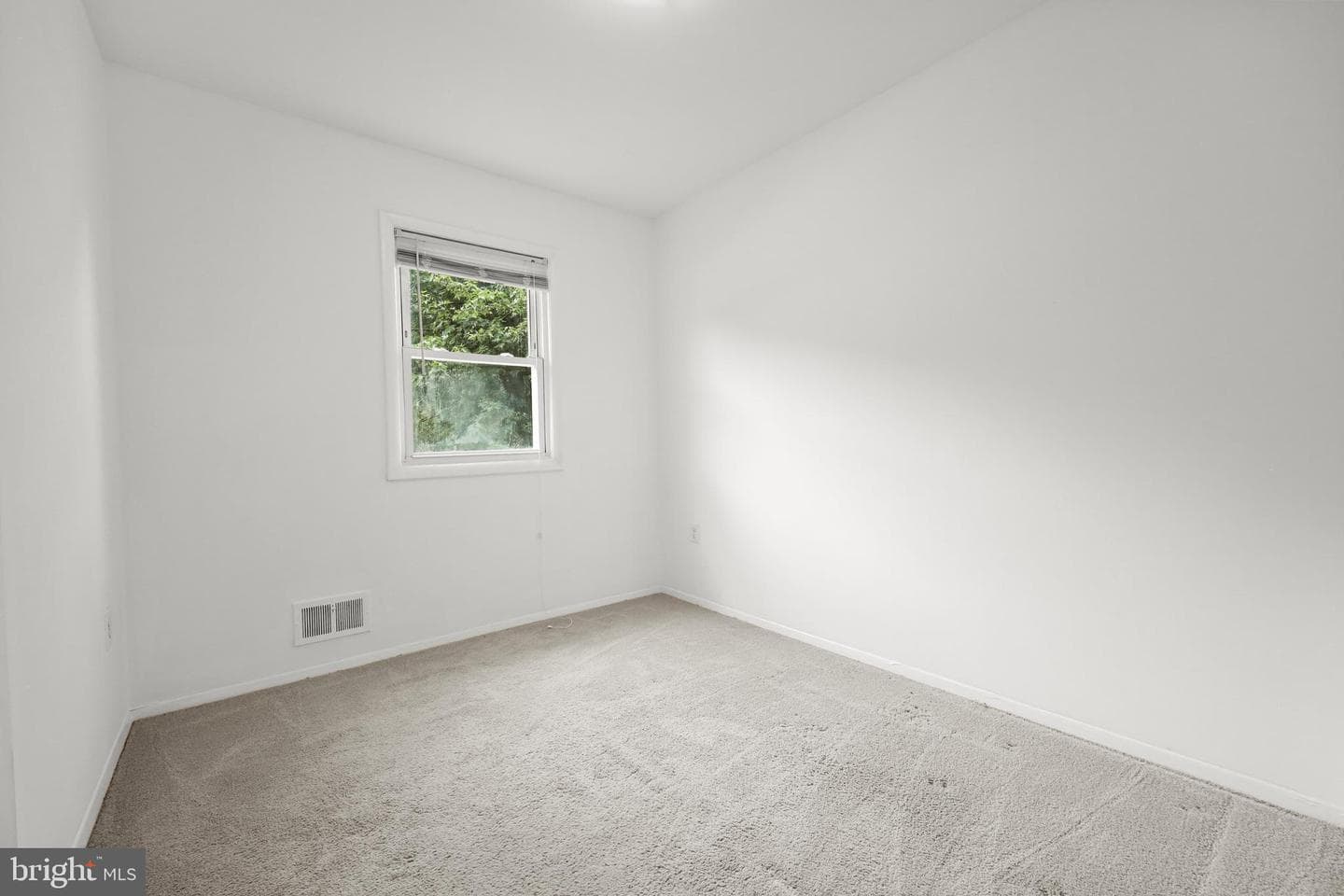 5802 Shepherd Lane photo 17
