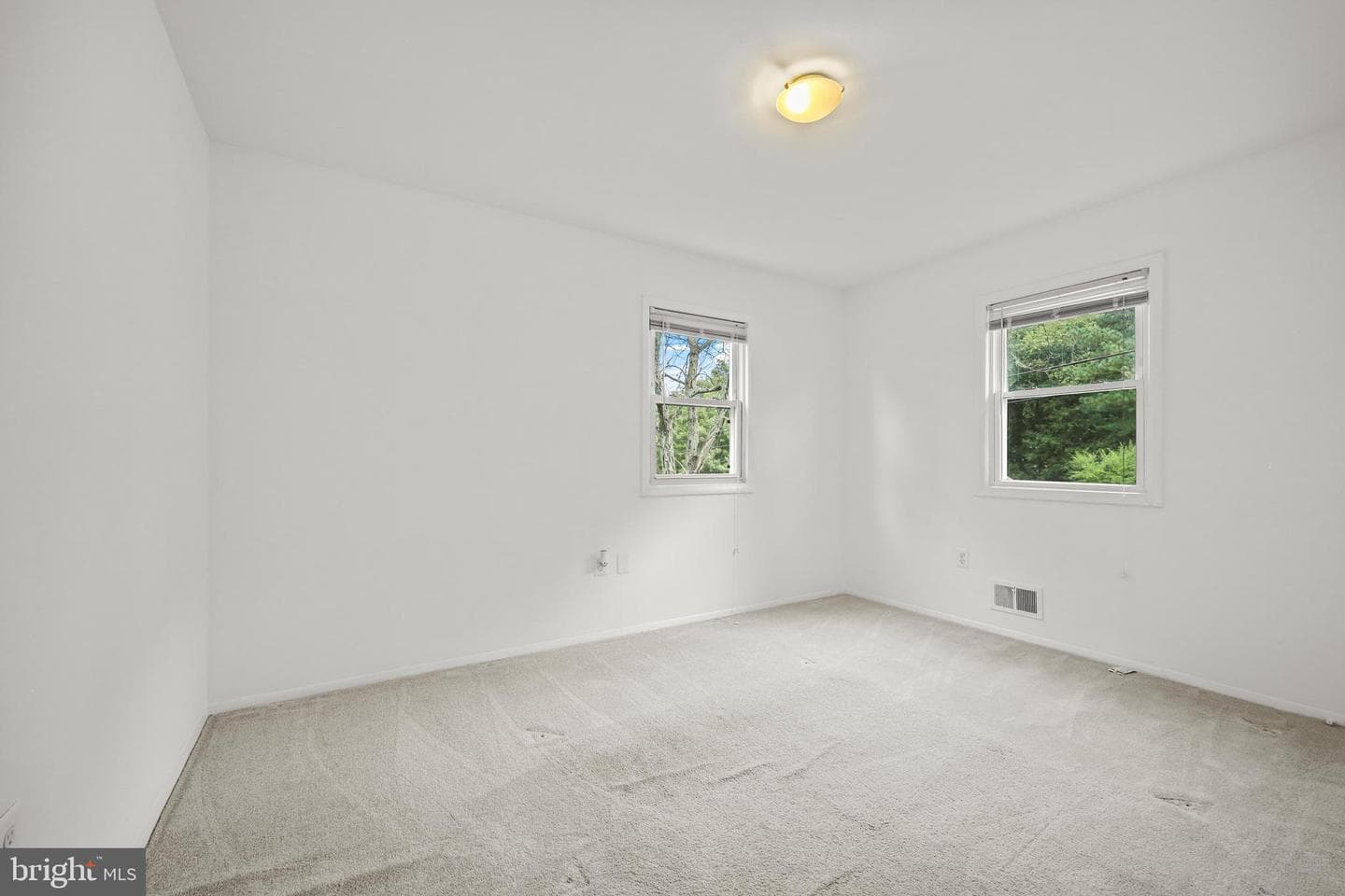 5802 Shepherd Lane photo 22