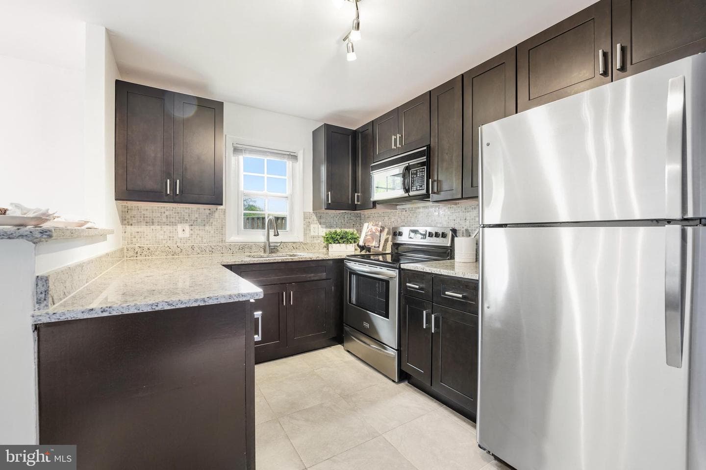 5802 Shepherd Lane photo 5