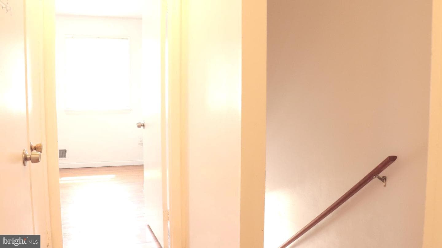 1701 Rollins Place photo 9